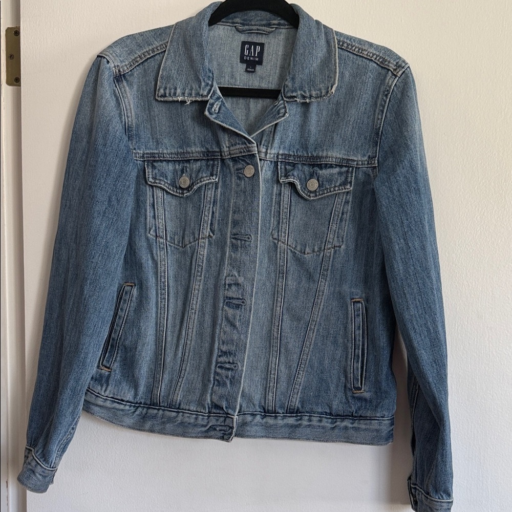 GAP Light Blue Washed Denim Trucker Jacket